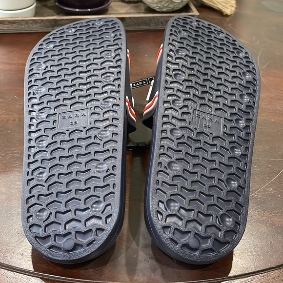 NWT • Zara • Tricolor Slides - Picture 5 of 6